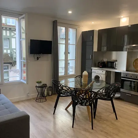 Daire L'escapade - Superbe Appartement, Proche Morny *